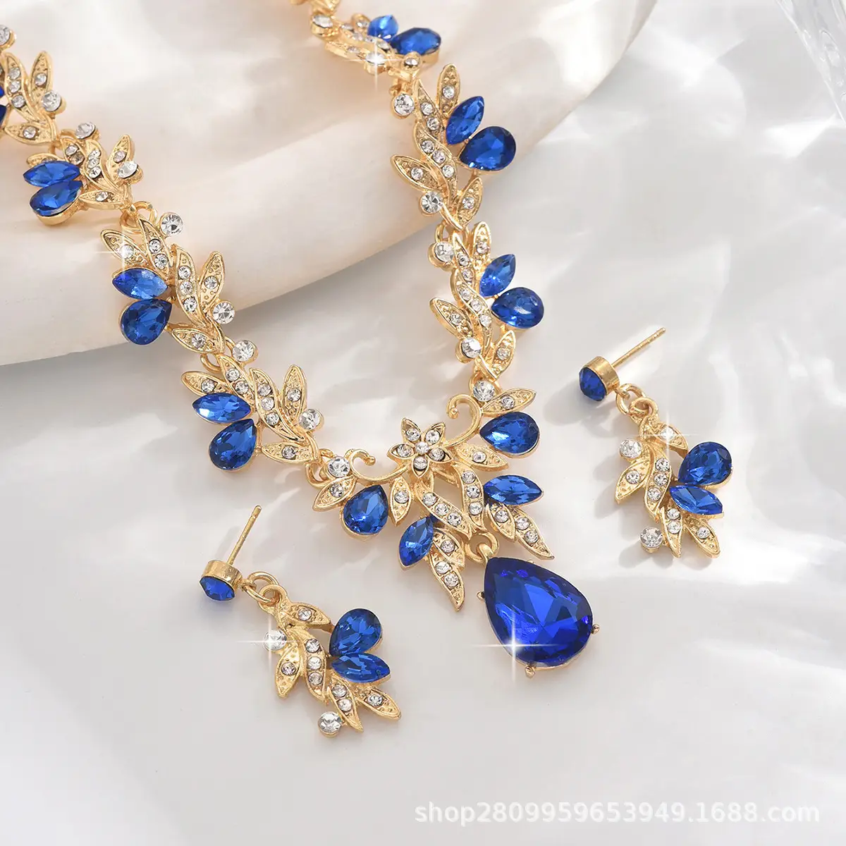 Bridal Gold Blue Crystal Collar Necklace Set Earrings — feature 16