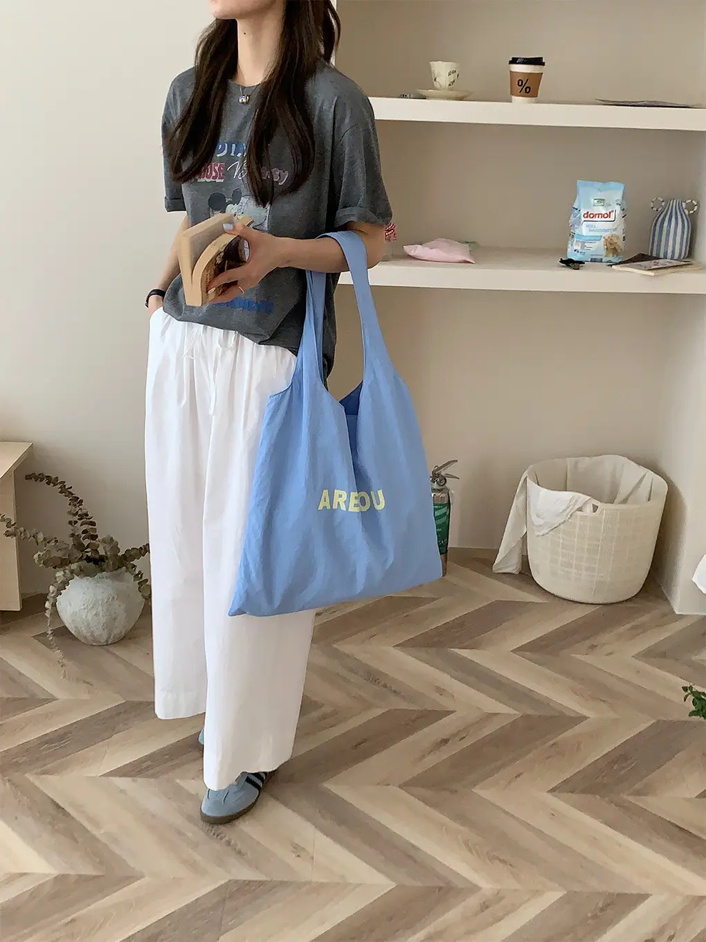 Fresh Summer Large Capacity Blue Shoulder Bag — feature 8
