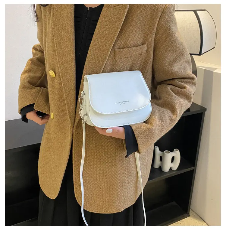 Trendy Blue Saddle Crossbody Bag for Women 2026 — feature 32