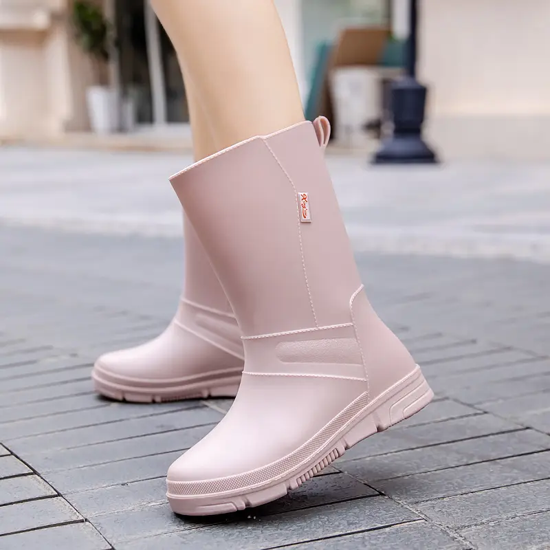 New Rain Boots Fashion Women's Rain Boots Outer Wear Adult Middle Tube Non-slip Soft Bottom Water Shoes Kitchen Work Waterproof Rubber Shoes