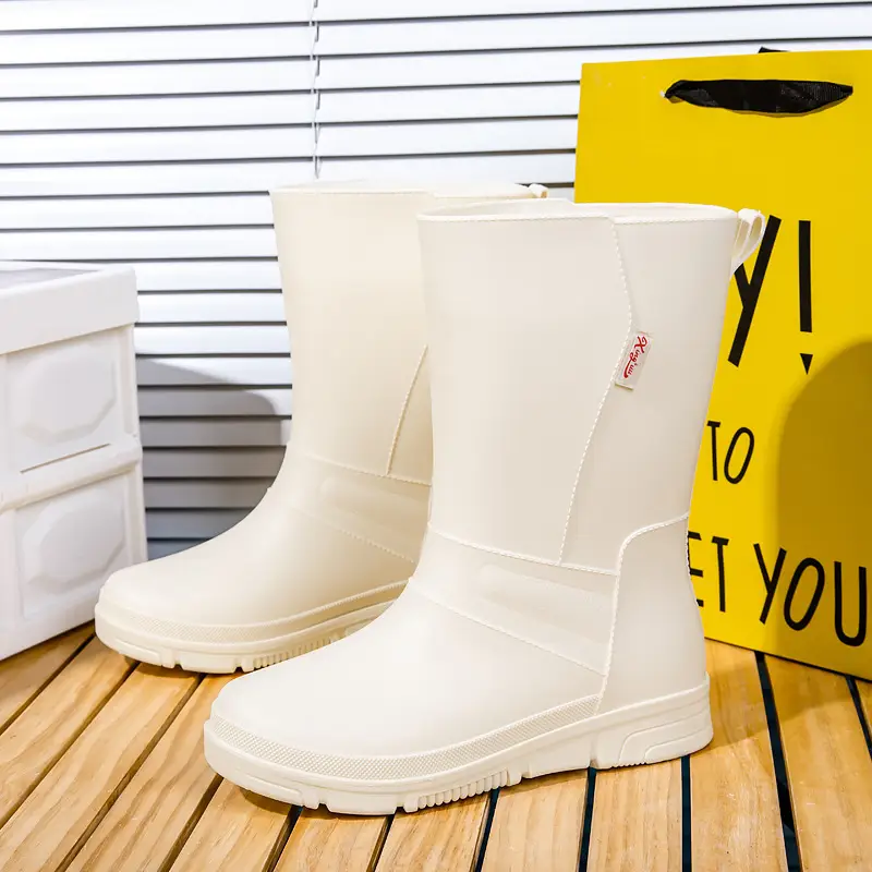 New Rain Boots Fashion Women's Rain Boots Outer Wear Adult Middle Tube Non-slip Soft Bottom Water Shoes Kitchen Work Waterproof Rubber Shoes