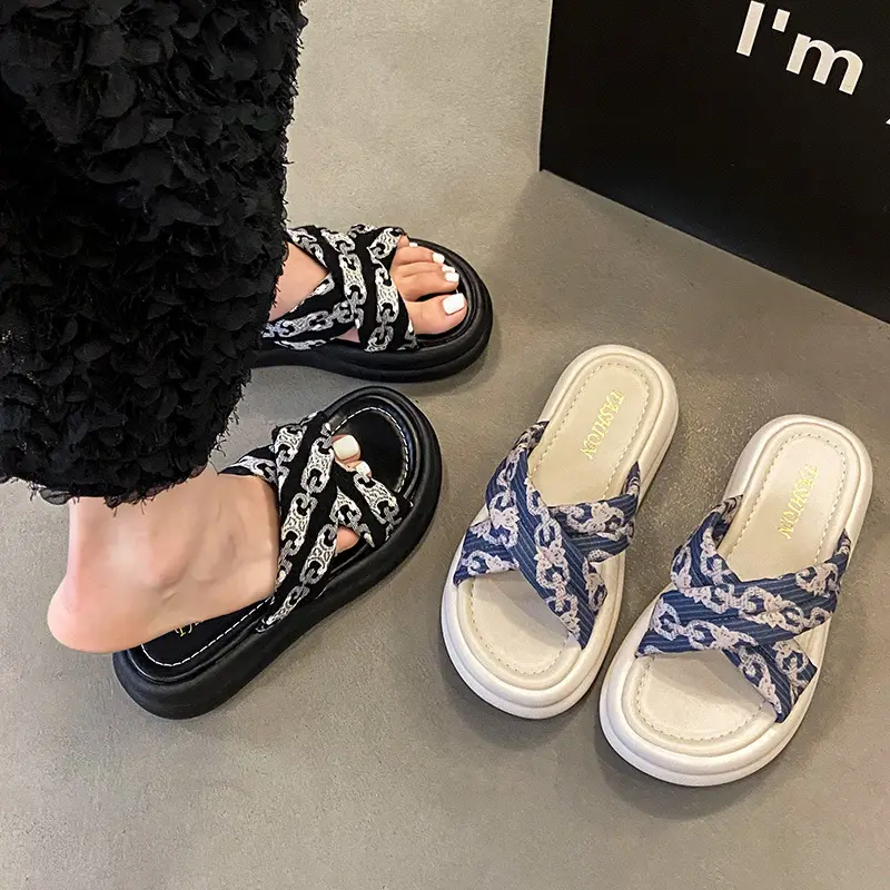 Thick-Soled Slippers for Women's Summer Outer Wear Wholesale New Exquisite French Style Beautiful High-End Thai Seaside Beach Sandals