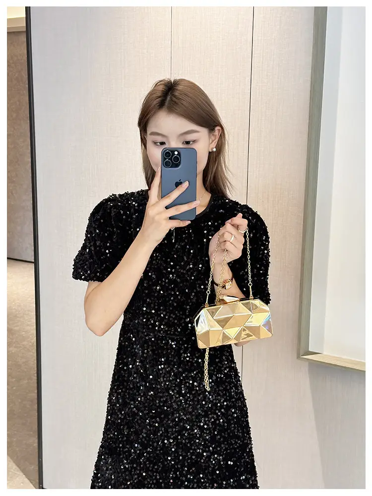 Silver Geometric Mirror Clutch Bag Mini Handbag — feature 19