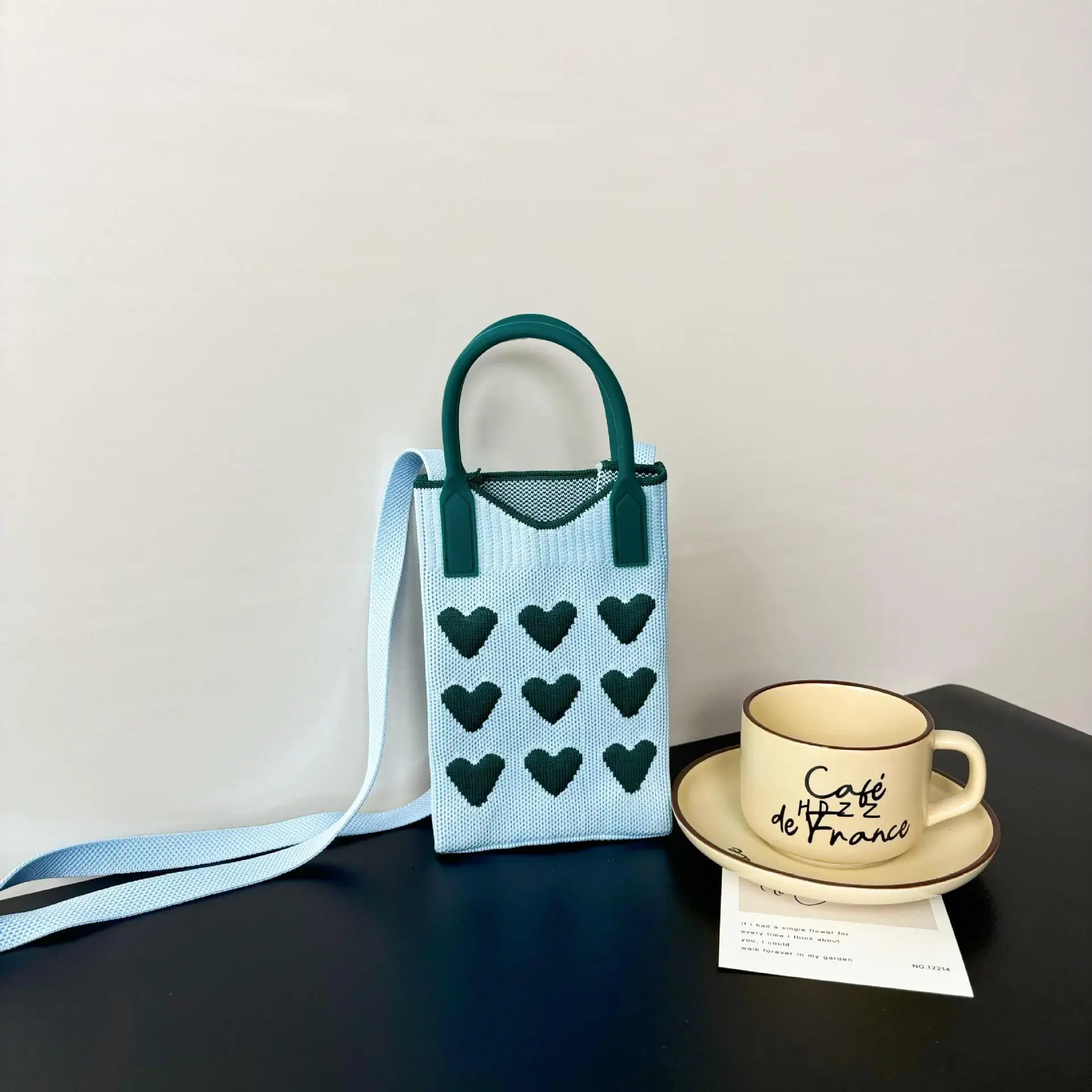 Love-Themed Knitted Phone Bag Korean Style 2024 - Image 3