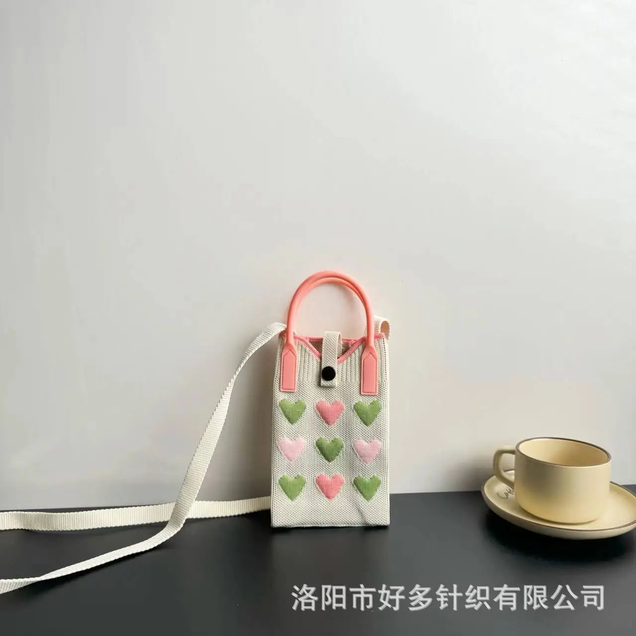 Love-Themed Knitted Phone Bag Korean Style 2024 - Image 27