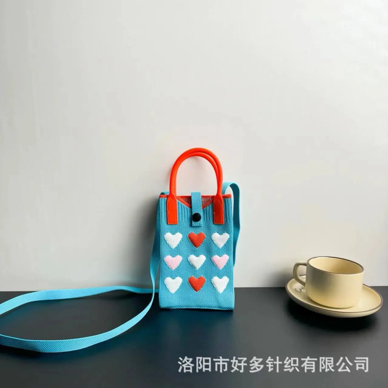 Love-Themed Knitted Phone Bag Korean Style 2024 - Image 28