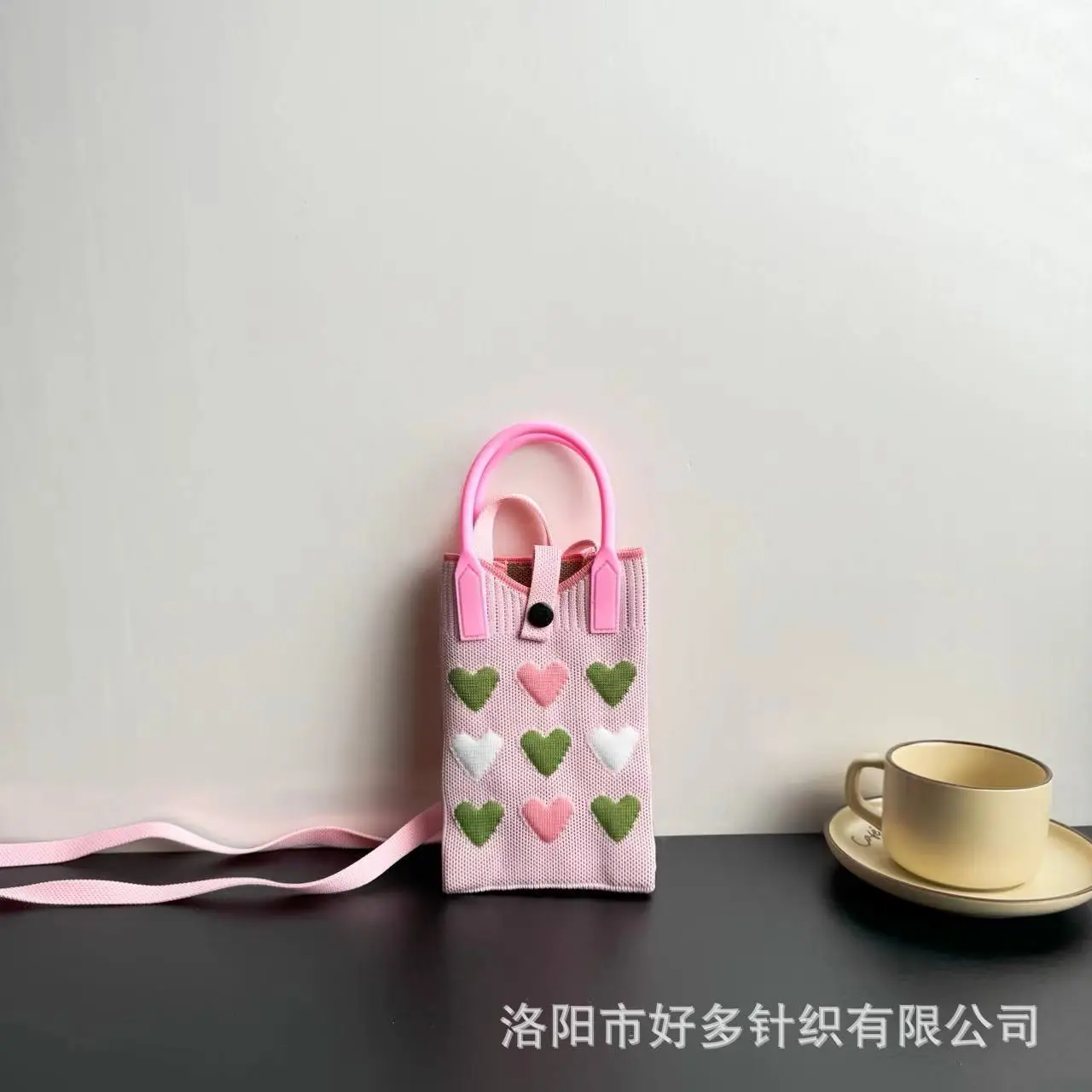 Love-Themed Knitted Phone Bag Korean Style 2024 - Image 31