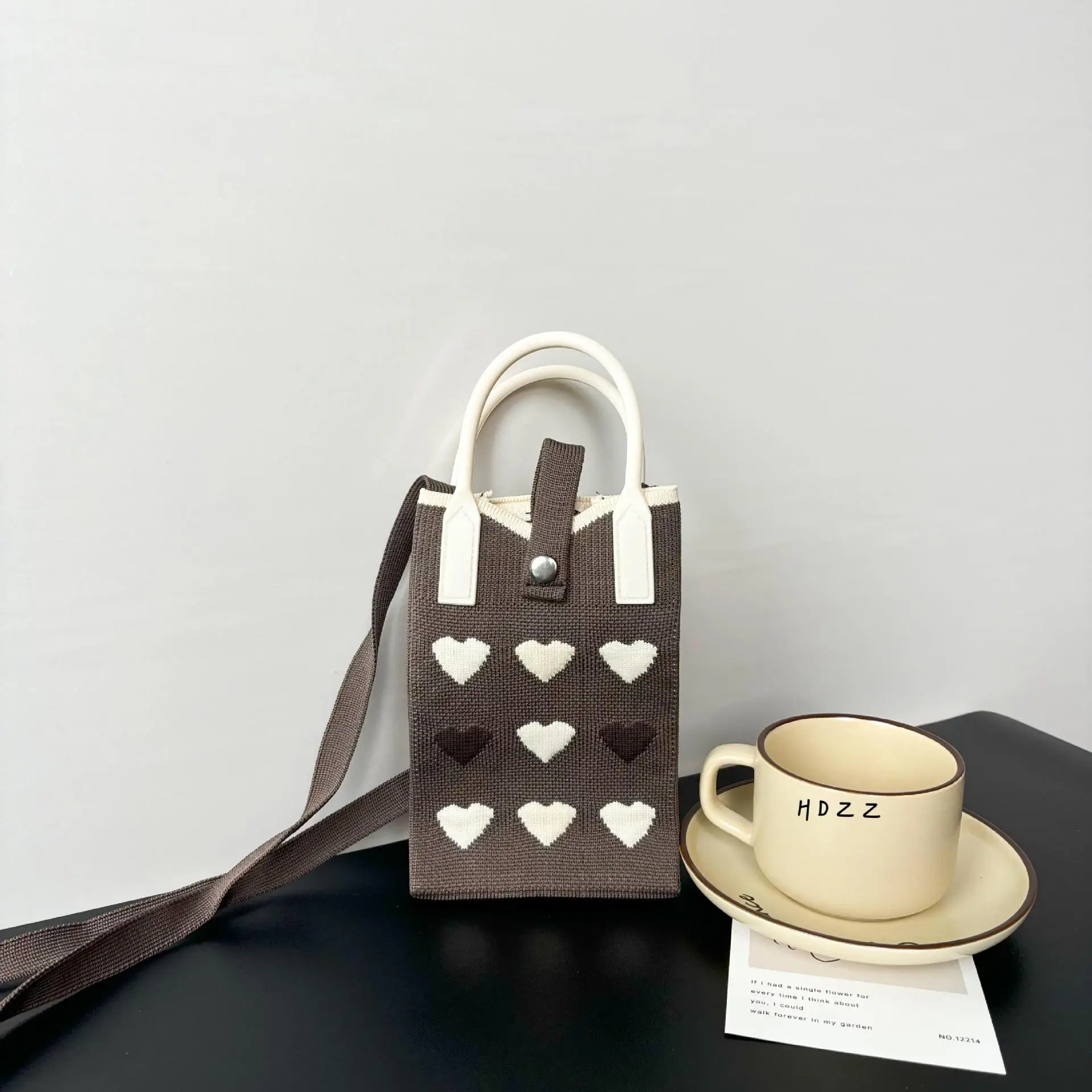 Love-Themed Knitted Phone Bag Korean Style 2024 - Image 8