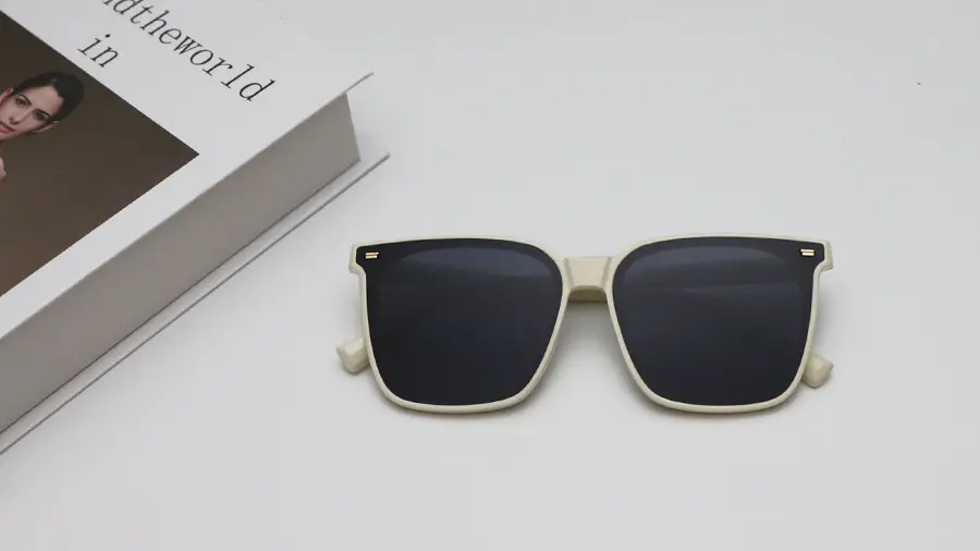 Women Polarizing Sunglasses Anti-Ultraviolet Brown — feature 19