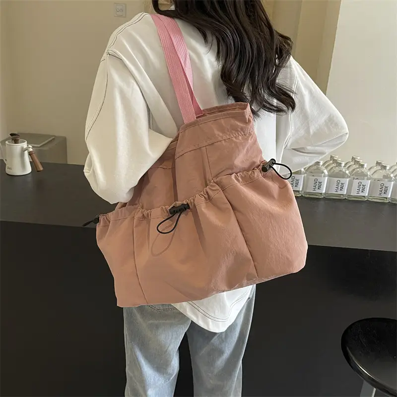 Women Lightweight Large Capacity Shoulder Bag 2026 - Image 3
