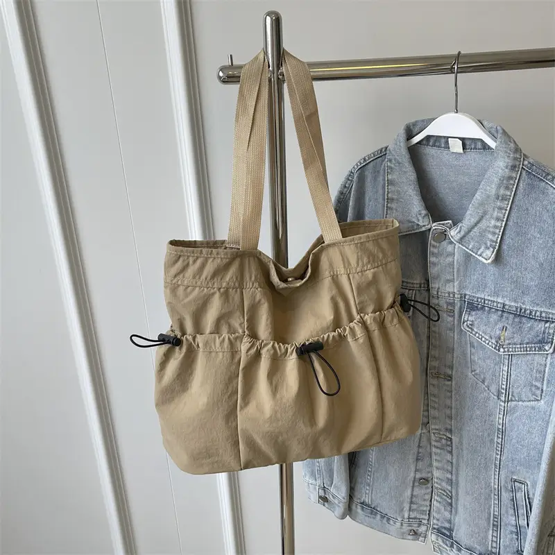 Women Lightweight Large Capacity Shoulder Bag 2026 - Image 4