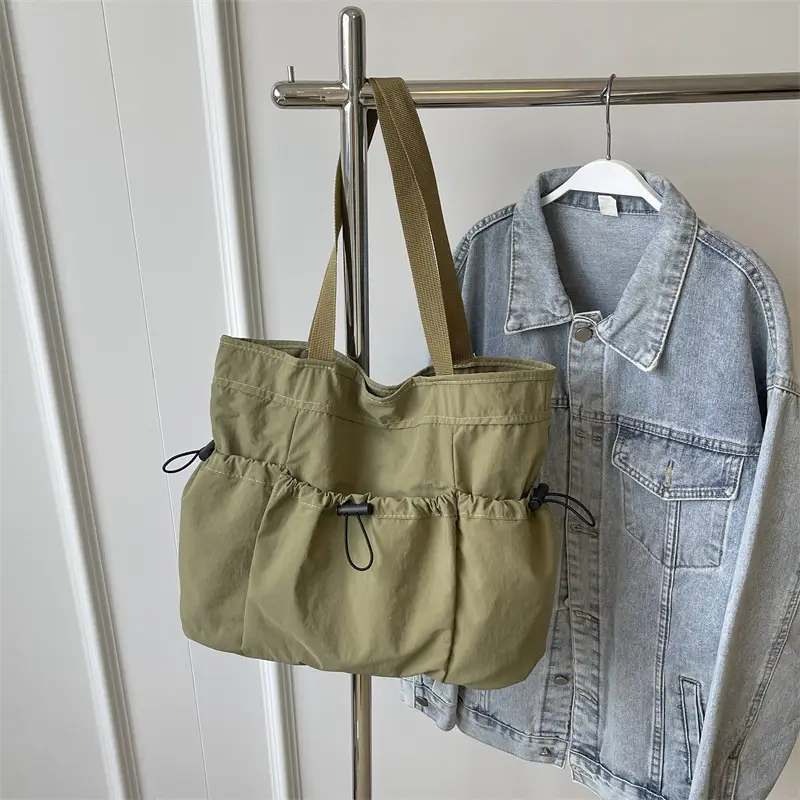 Women Lightweight Large Capacity Shoulder Bag 2026 - Image 5