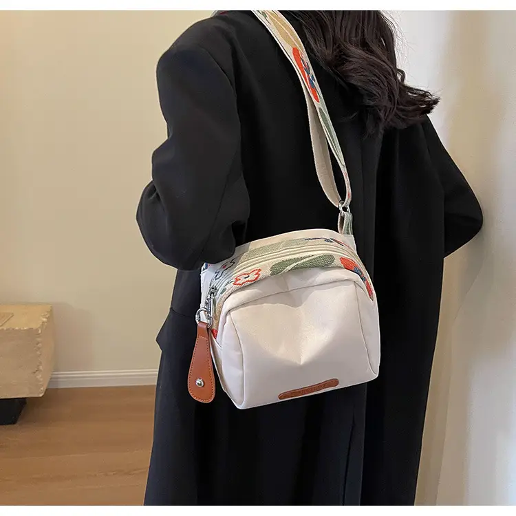 Women's Oxford Cloth Shoulder Crossbody Bag Beige Large Capacity — feature 14