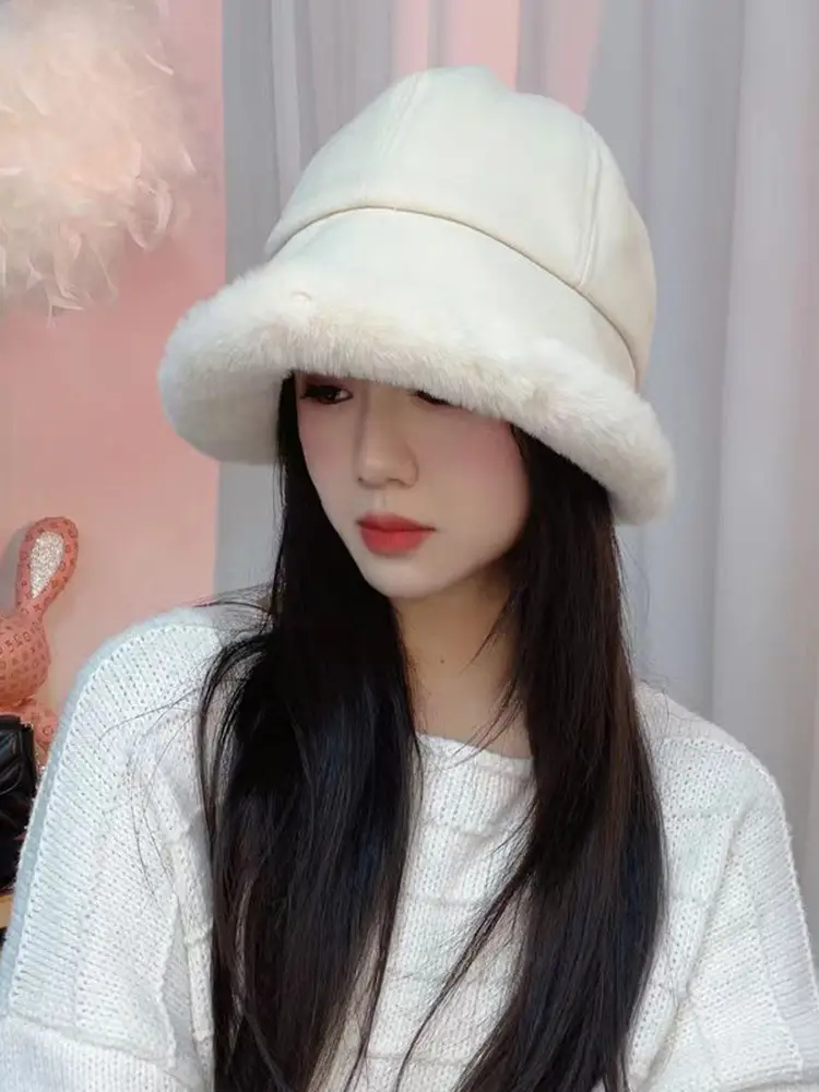 Winter Plush Fisherman Hat Women Duck Tongue Big Head Wai Face Small Outdoor Cycling Windshield Warm Basin Hat — feature 7