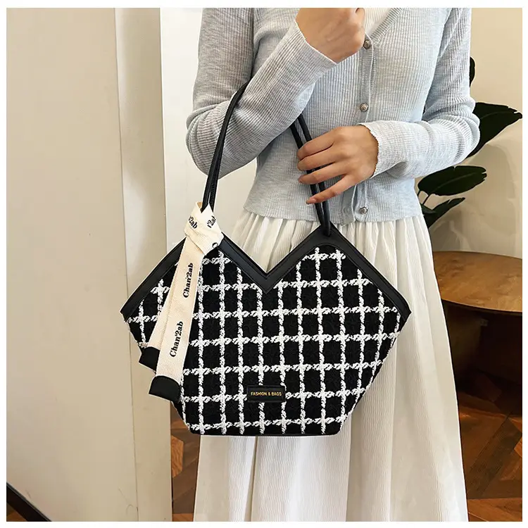 European American Fashion Women's Plaid Silk Tote Bag Large Capacity — feature 18