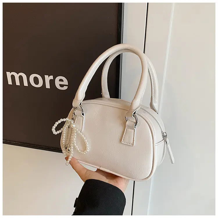 Silver Pearl Tassel Shoulder Bag for Women 2024 — feature 16