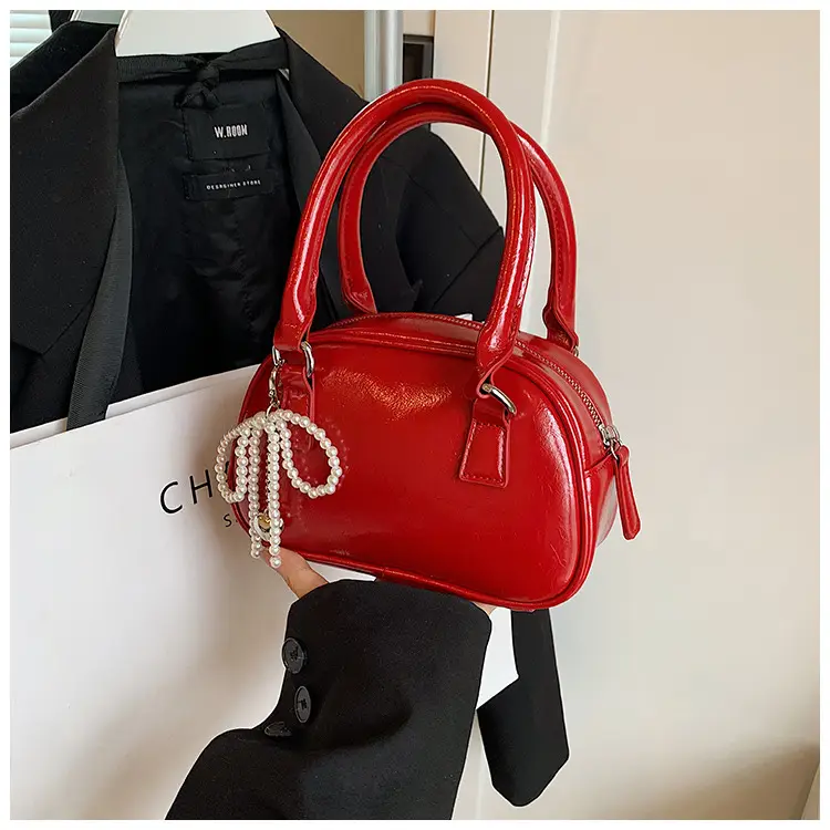 Silver Pearl Tassel Shoulder Bag for Women 2024 — feature 18