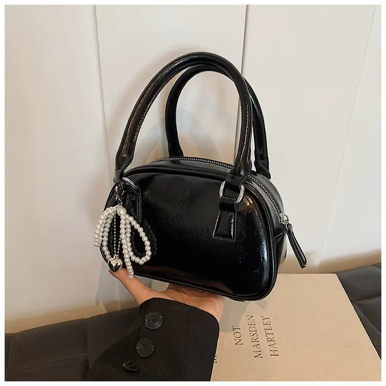 Silver Pearl Tassel Shoulder Bag for Women 2024 — feature 22