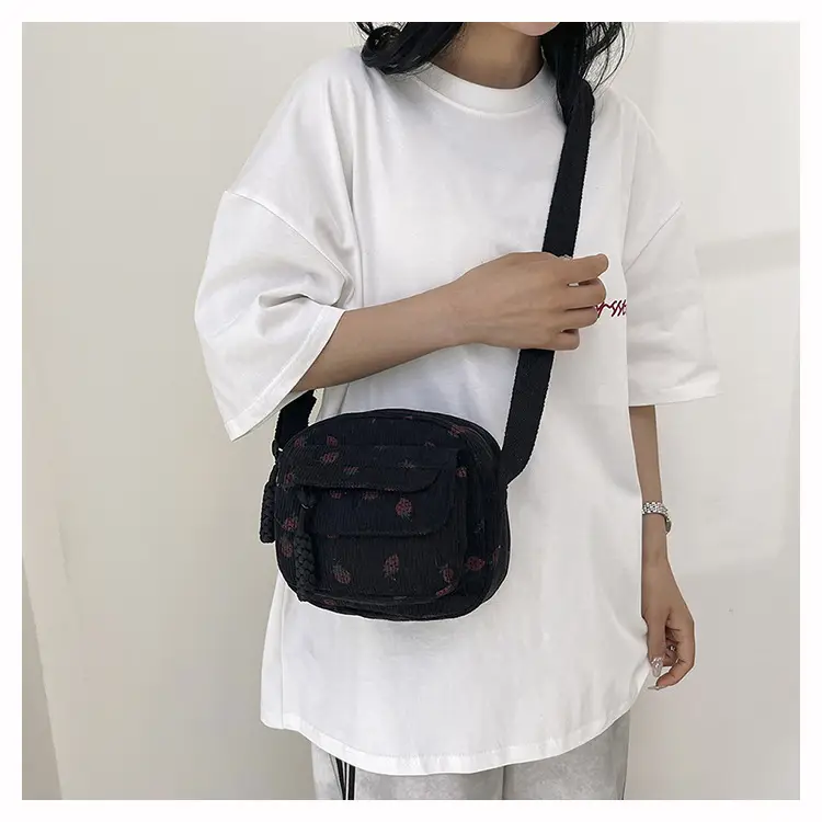 Japanese Style Small Crossbody Bag for Women 2025 — feature 17
