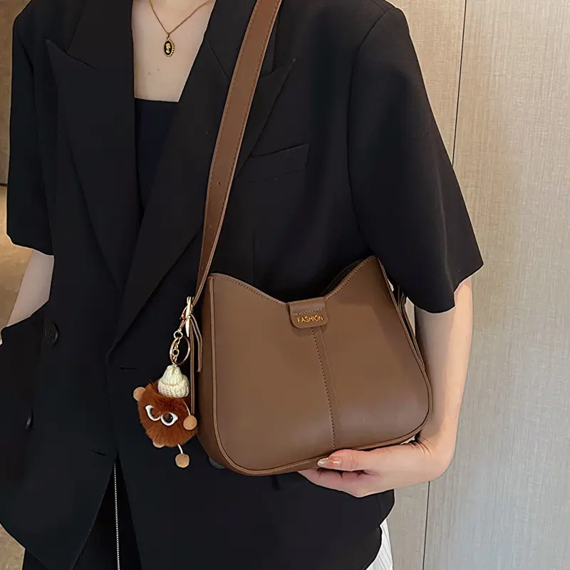 Vintage Black Leather Shoulder Bag for Women 2024 - Image 11