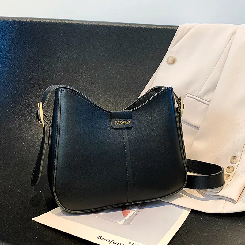 Vintage Black Leather Shoulder Bag for Women 2024 - Image 5