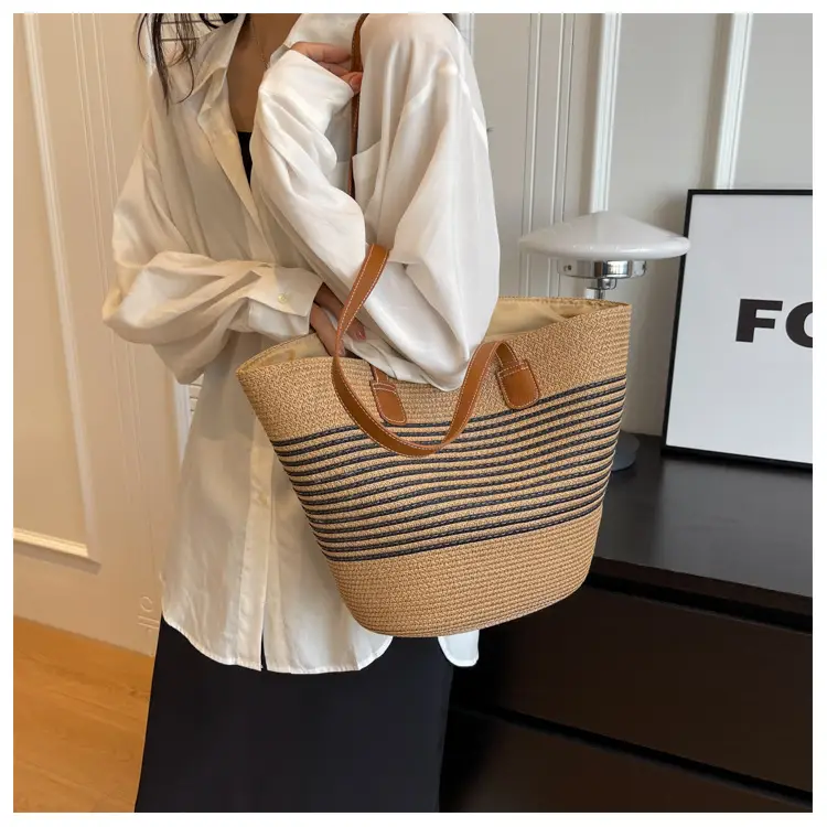 Women's Vintage Vegetable Basket Bag with Straw Stripes — feature 12
