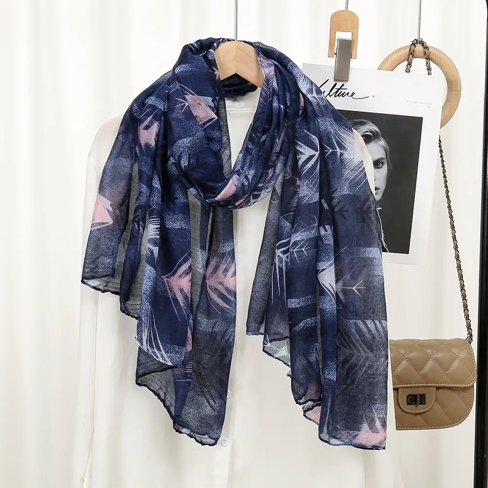 Women Printed Scarf Red Blue 2024 Winter Sunscreen Shawl — feature 10
