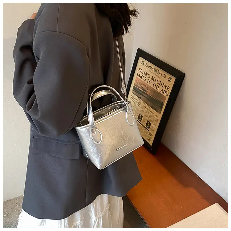 Black Oil Leather Shoulder Crossbody Bag for Women — feature 19