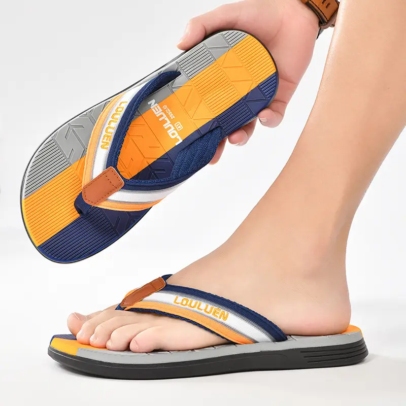 Cross-border flip-flops men's wholesale summer new casual flip-flops men's sandals wear non-slip beach sandals