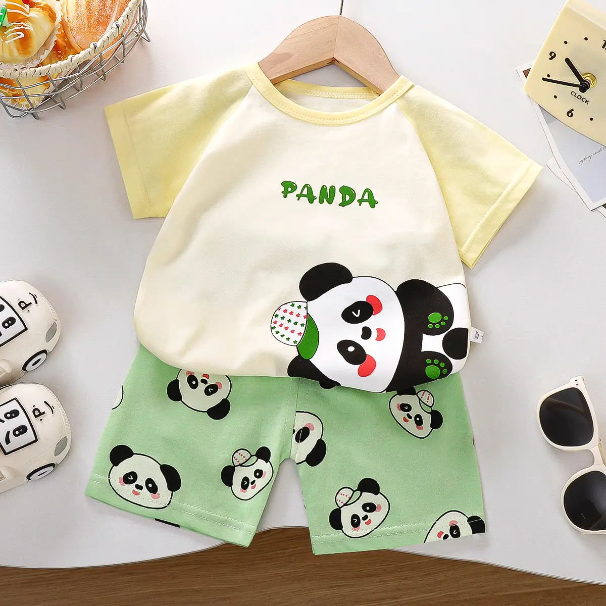Children Cotton Printed T-Shirt Shorts Set Green White — feature 10