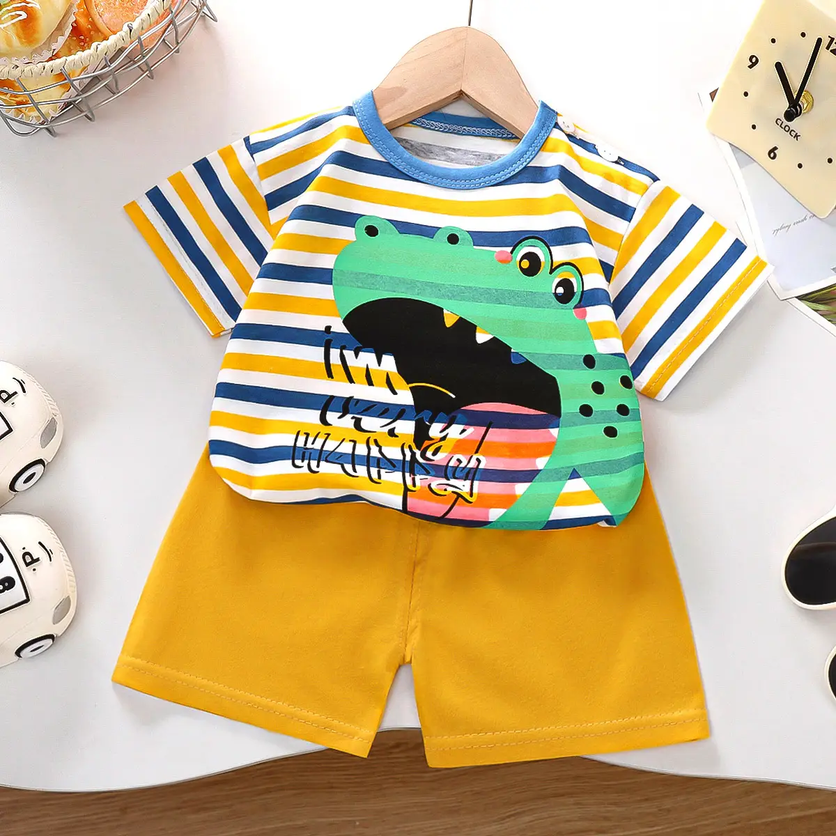 Children Cotton Printed T-Shirt Shorts Set Green White — feature 2