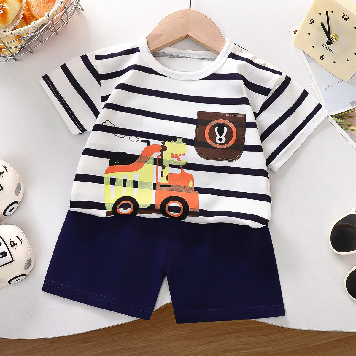 Children Cotton Printed T-Shirt Shorts Set Green White - Image 6