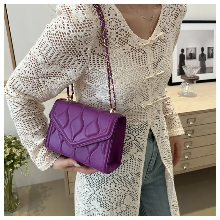 Women's Pink Quilted Chain Shoulder Bag 2024 — feature 20