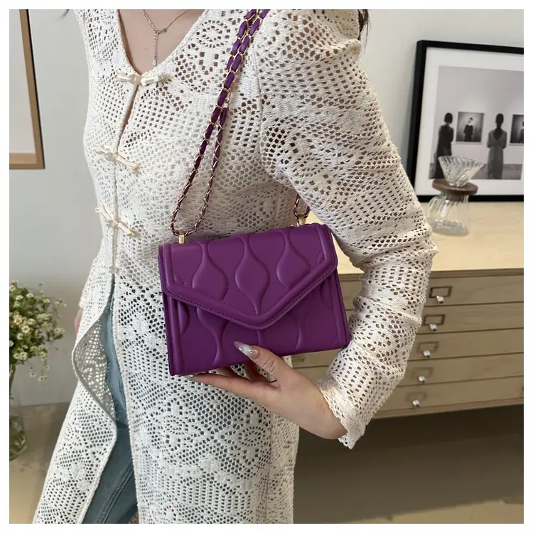 Women's Pink Quilted Chain Shoulder Bag 2024 — feature 21