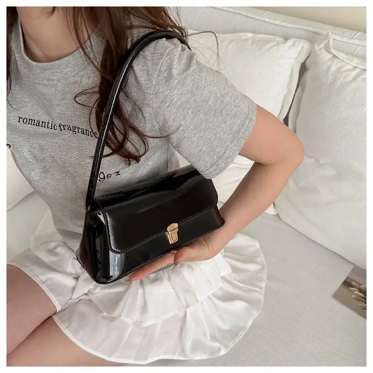 Women's Beige Shoulder Bag with Gold Clasp — feature 11