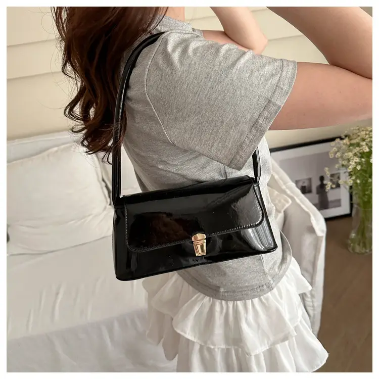 Women's Beige Shoulder Bag with Gold Clasp — feature 13