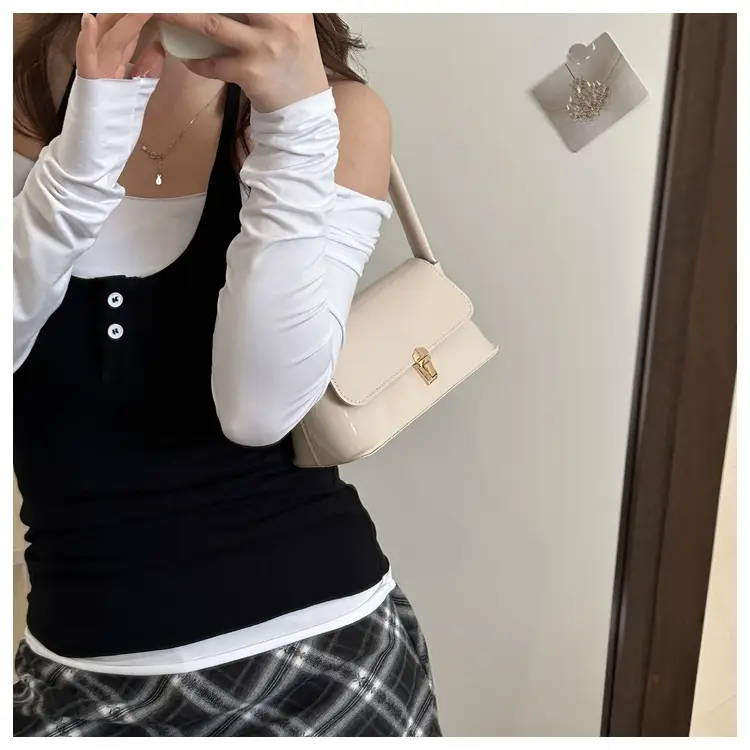 Women's Beige Shoulder Bag with Gold Clasp — feature 21