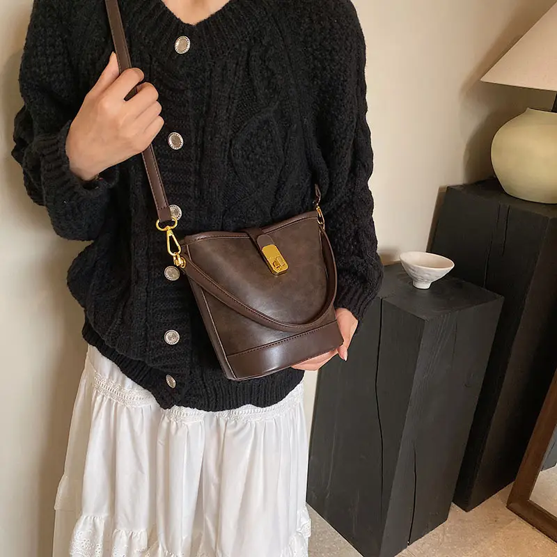 Korean Style Crossbody Bag Brown Leather 2024 - Image 7