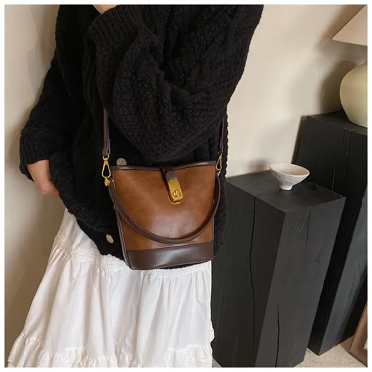 Korean Style Crossbody Bag Brown Leather 2024 — feature 26