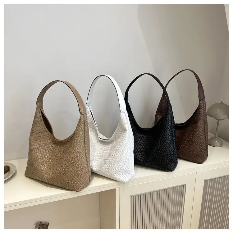 Women's White Woven Shoulder Bag 2024 New Style — feature 19