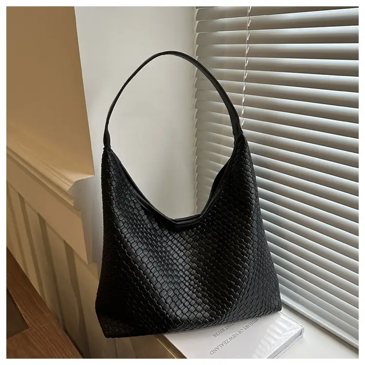 Women's White Woven Shoulder Bag 2024 New Style - Image 2