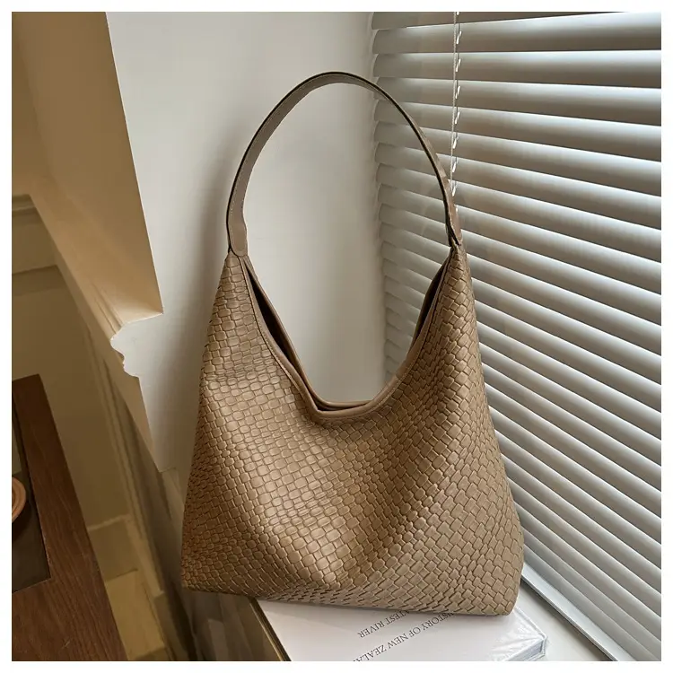 Women's White Woven Shoulder Bag 2024 New Style - Image 3