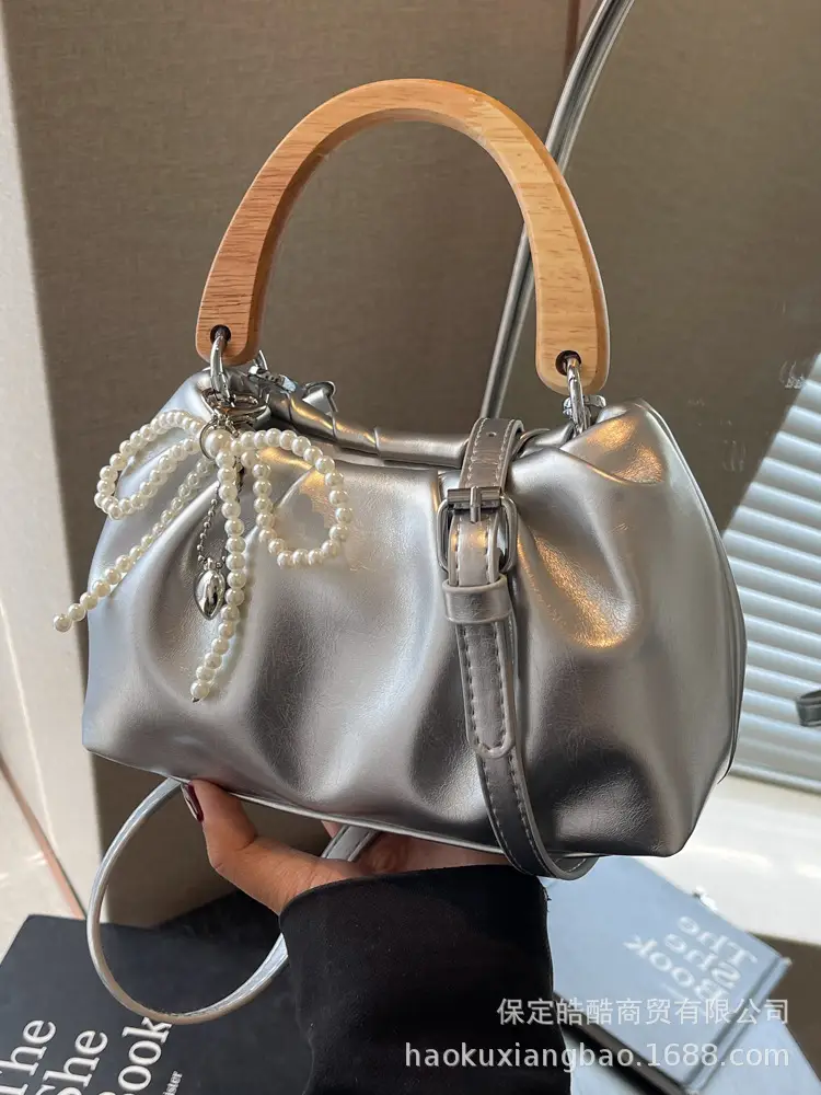 Red Rhinestone Bow Shoulder Bag for Women - Image 9