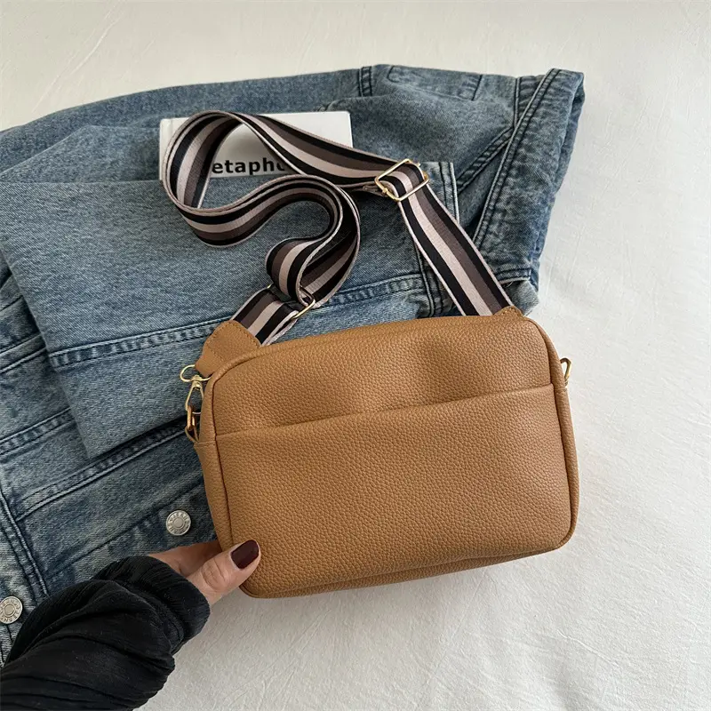 Women's New Fashion Retro Textured Crossbody Bag Beige - Image 2