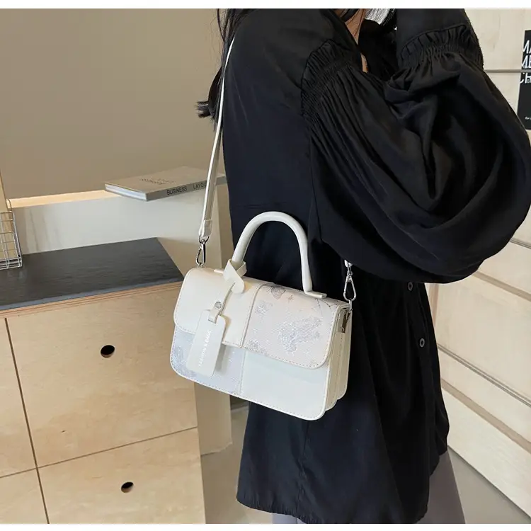 Textured Printed Shoulder Bag Women's 2024 New Fashion — feature 38
