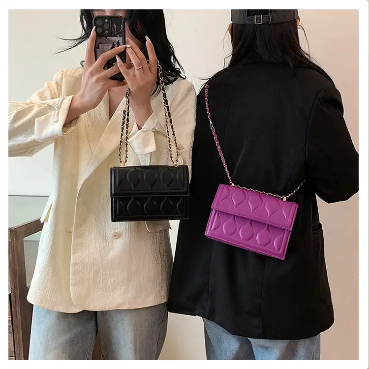 Women's Black Chain Shoulder Bag 2024 Spring Summer — feature 19
