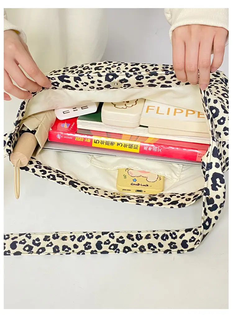 Modern Leopard Print Crossbody Bag for Women — feature 4