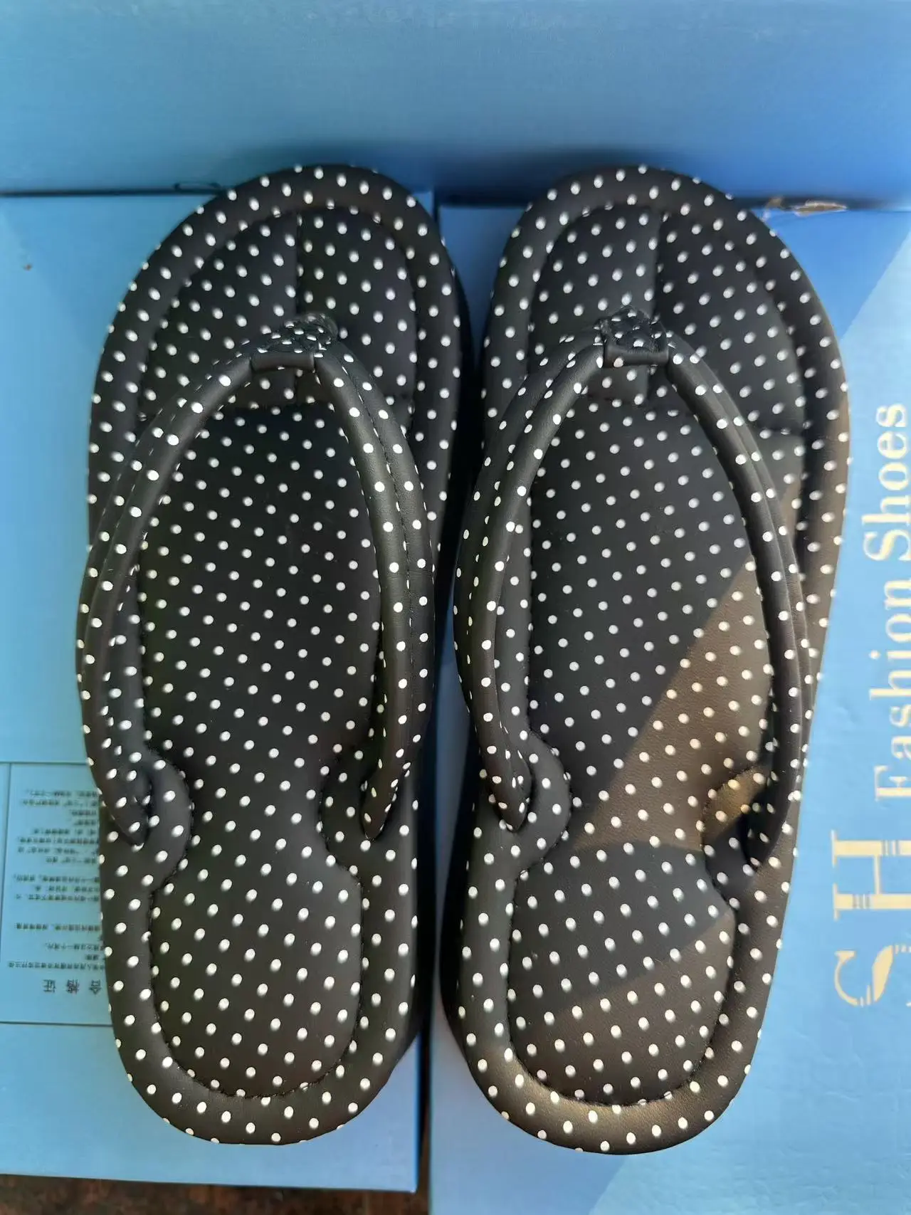 2024 Summer Women's Casual Dot Flip-Flops Plus Size - Image 10
