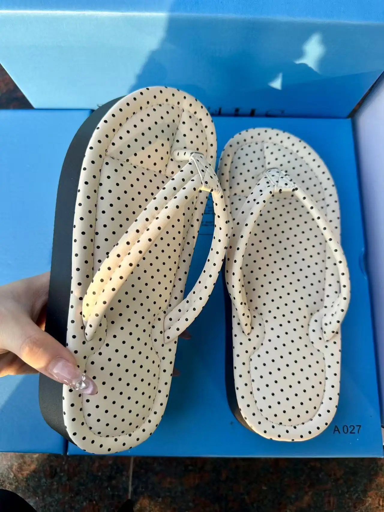 2024 Summer Women's Casual Dot Flip-Flops Plus Size - Image 12