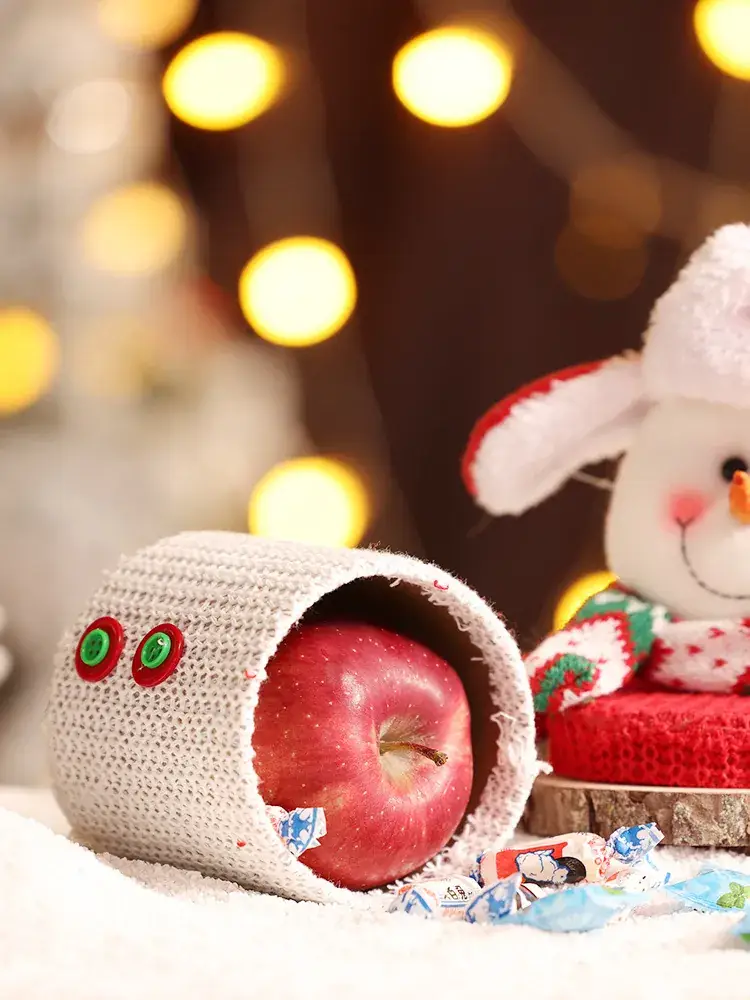 Christmas Snowman Gift Box for Kids Candy Jar — feature 6